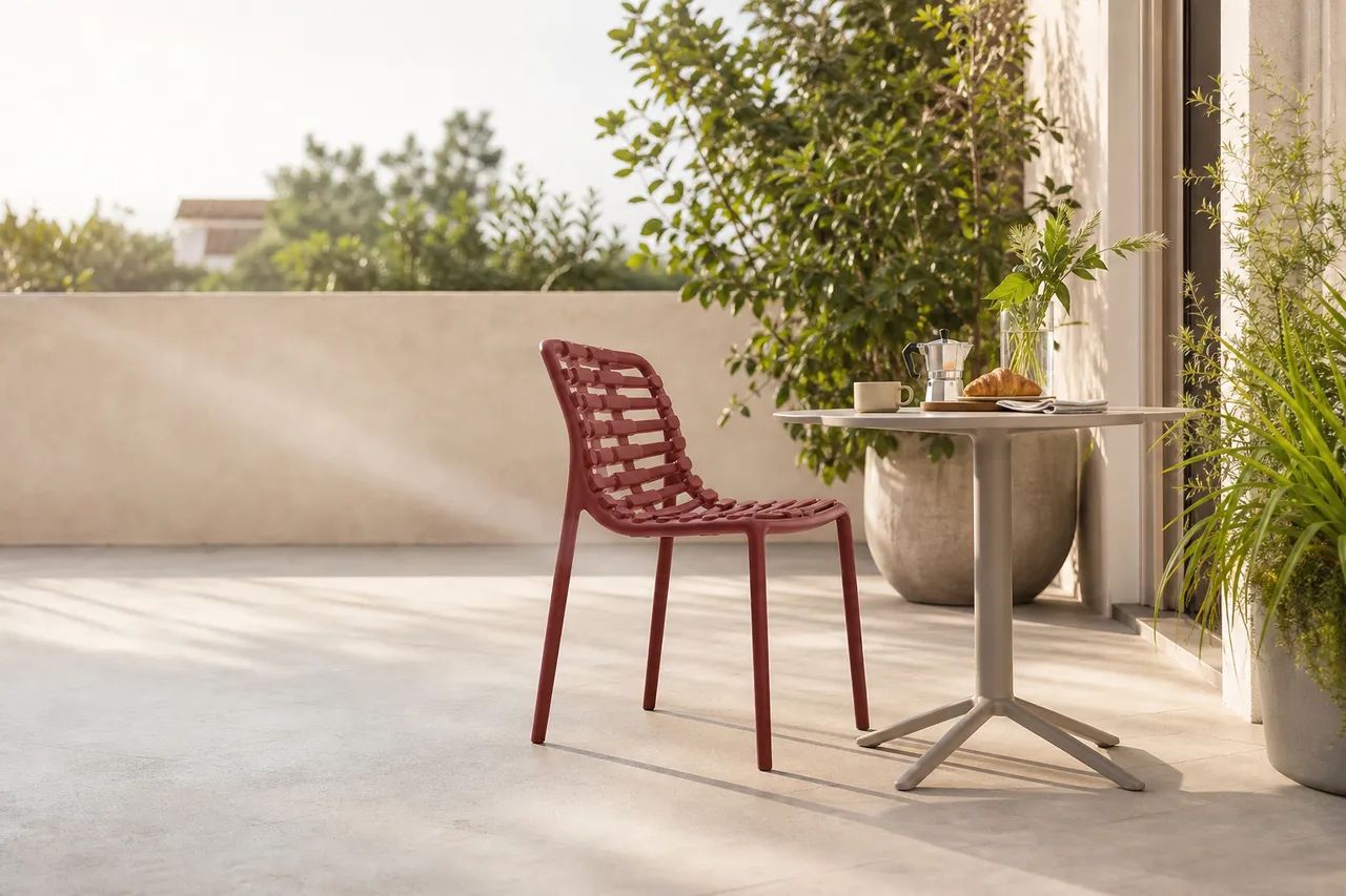 Made for sun, rain and easy terrace moments