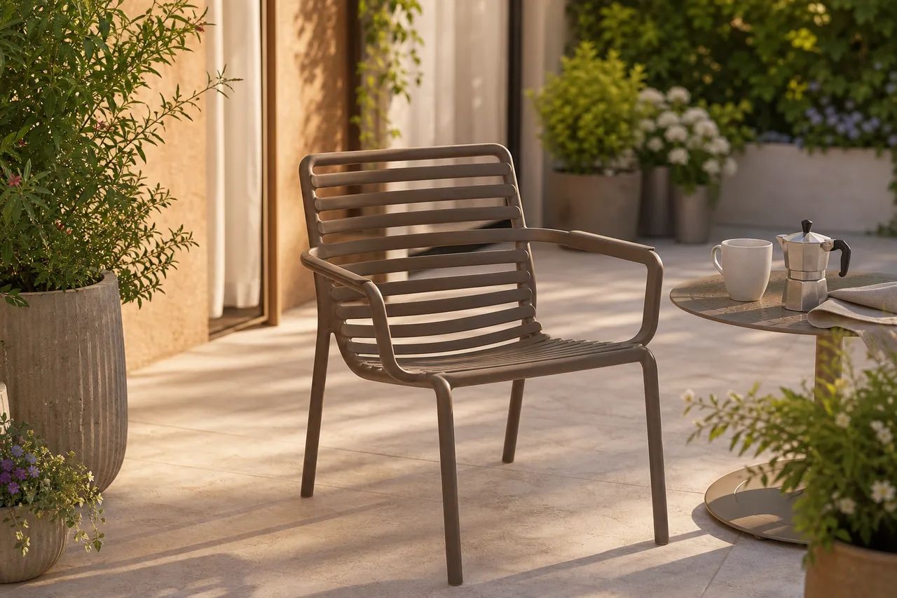Sunny terrace, easy outdoor moments