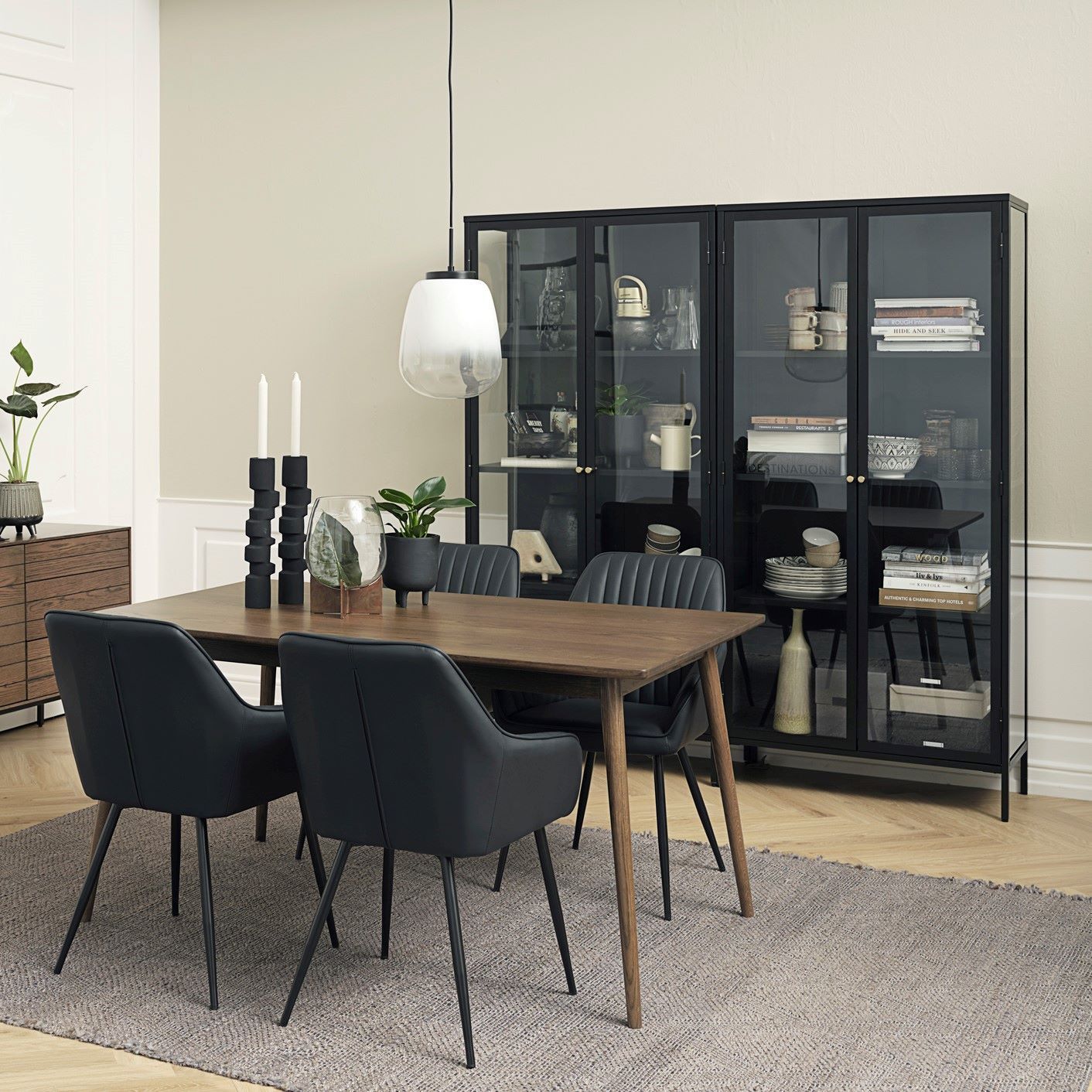 MONTY design Upholstered indoor chair
