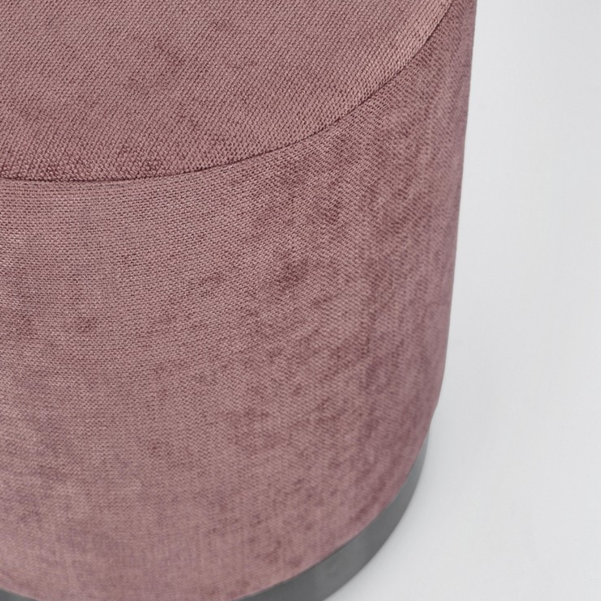 BT ARNOLD Pink design Indoor poufs