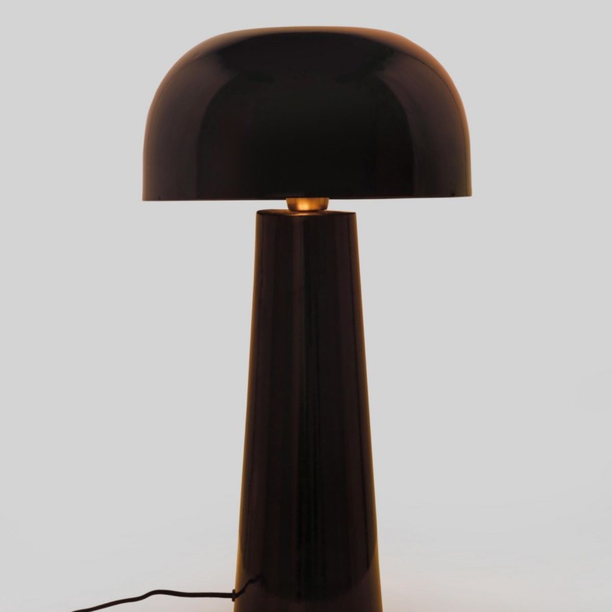 BT KIKI Black elegant Table lamp