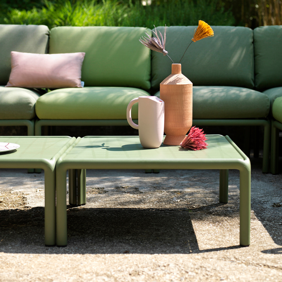 NARDI KOMODO TAVOLINO Green design Outdoor side tables