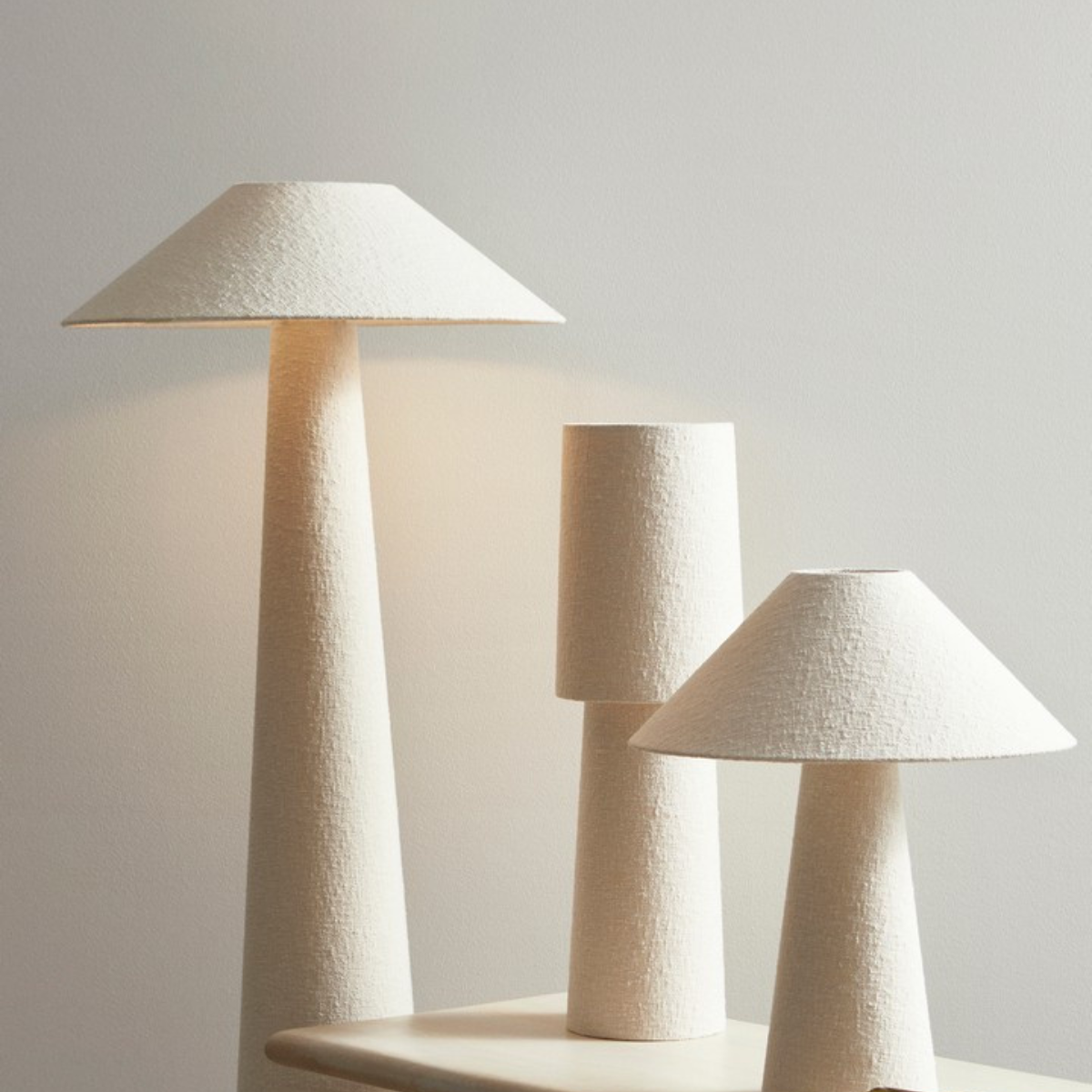 BT LARISSA Beige modern Table lamp