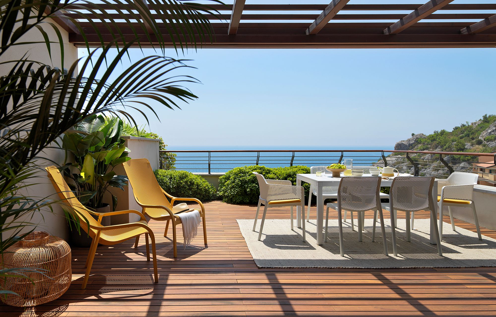 Sárga