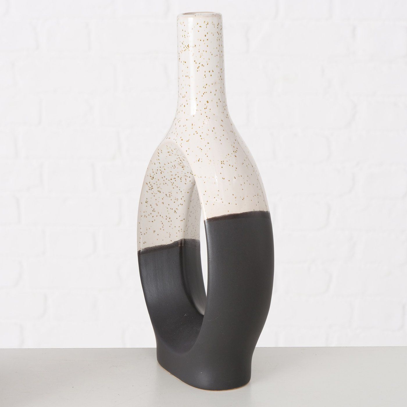 B OMEGA VASE Black design Table decor
