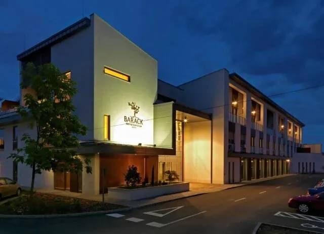 Barack Hotel Tiszakécske