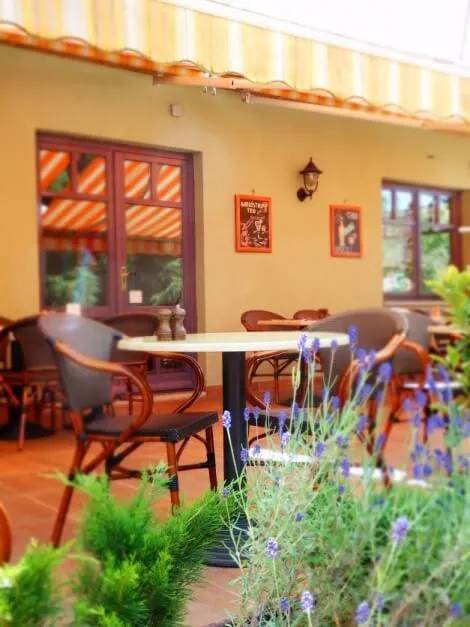Cafe Provence