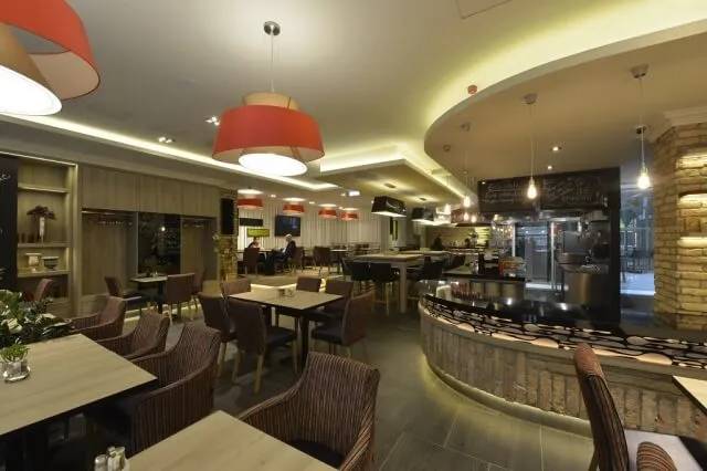 Eiffel Bistro&Bar