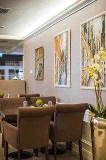 Lobby Café