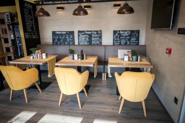 MOKKA HOUSE COFFEE & BAR