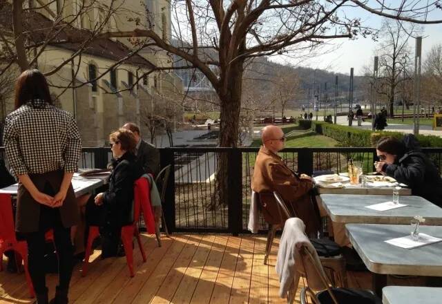 Monks Bistrot Budapest Piarista köz