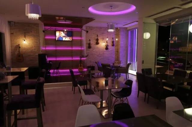 SUNNY LOUNGE Budapest, Szentendrei út